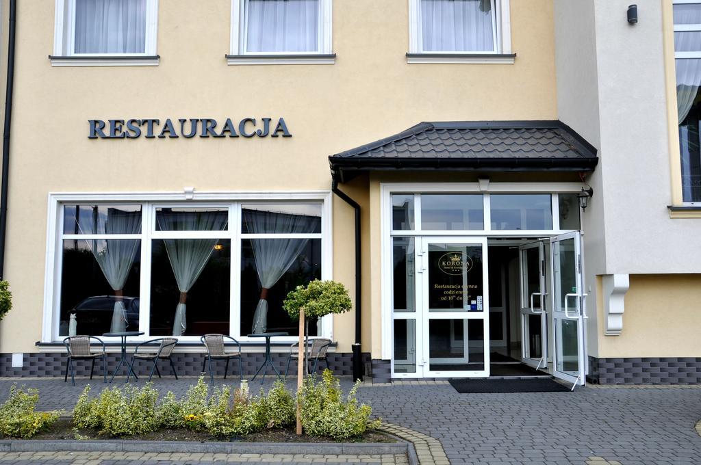 Hotel Korona Жешов Екстериор снимка