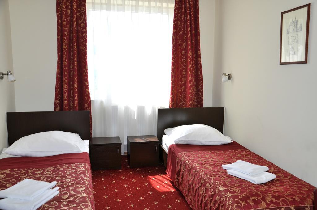 Hotel Korona Жешов Стая снимка